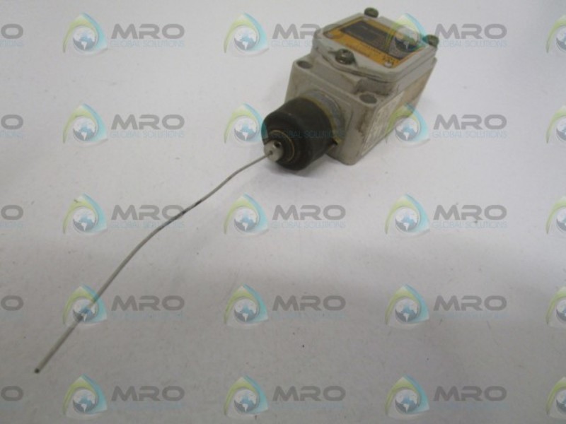 OMRON WLNJ-S2 LIMIT SWITCH UNMP