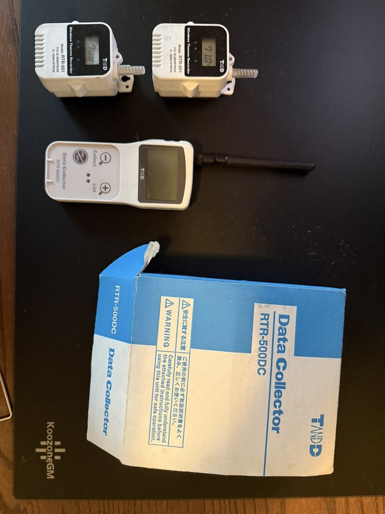 T&D RTR-500DC Wireless Temperature Data Collector with 2 recorders