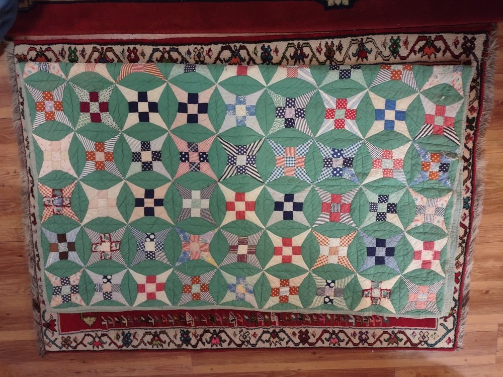 Vintage Hand Made Quilt Pre-Owned Blue