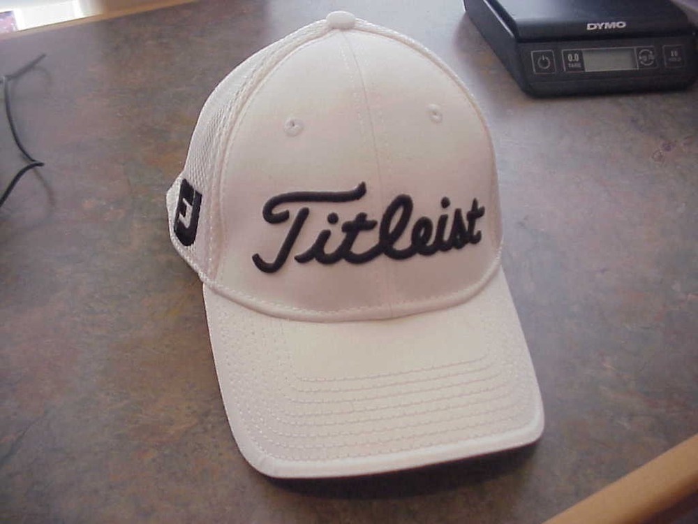 TITLEIST GOLF CAP - White - M-L