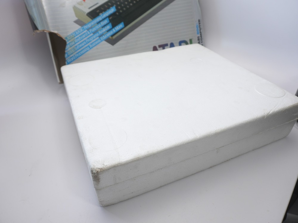 Atari 800XL Home Personal Computer With Box