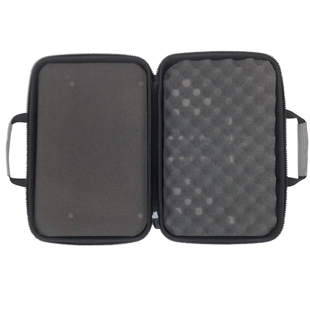 Akai Professional MPD218 MIDI USB Drum Beat Pad Controller with Software + Case