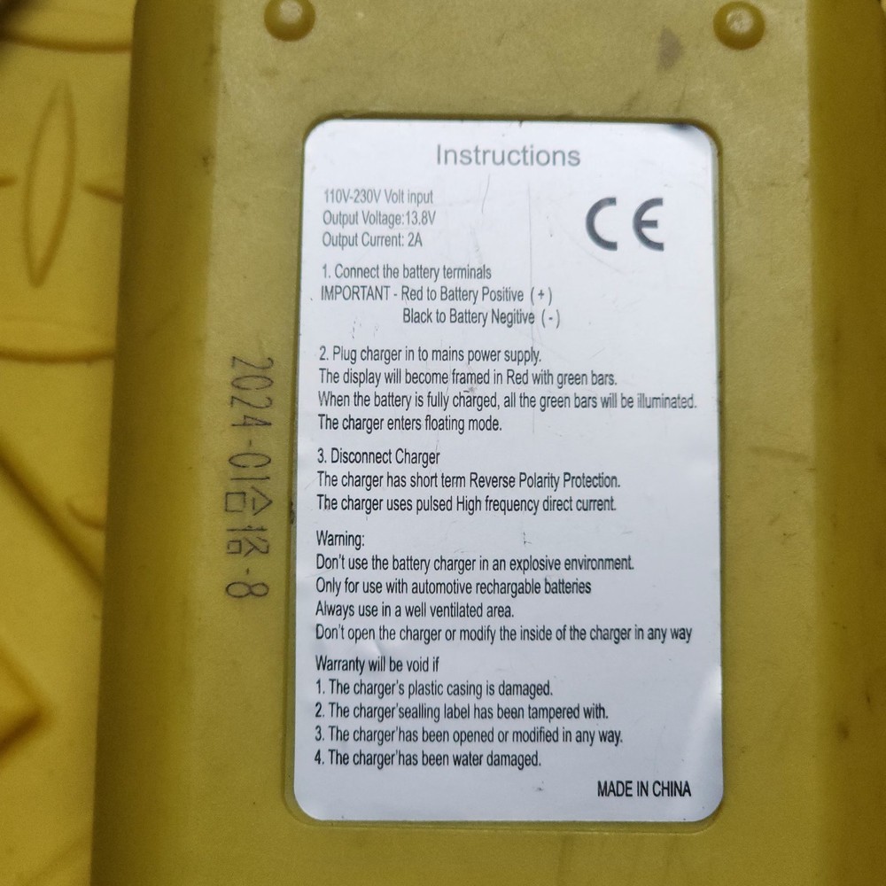 INTELLIGENT DIGITAL DISPLAY SMART FAST CHARGER CLIPS ARE MISSING A2