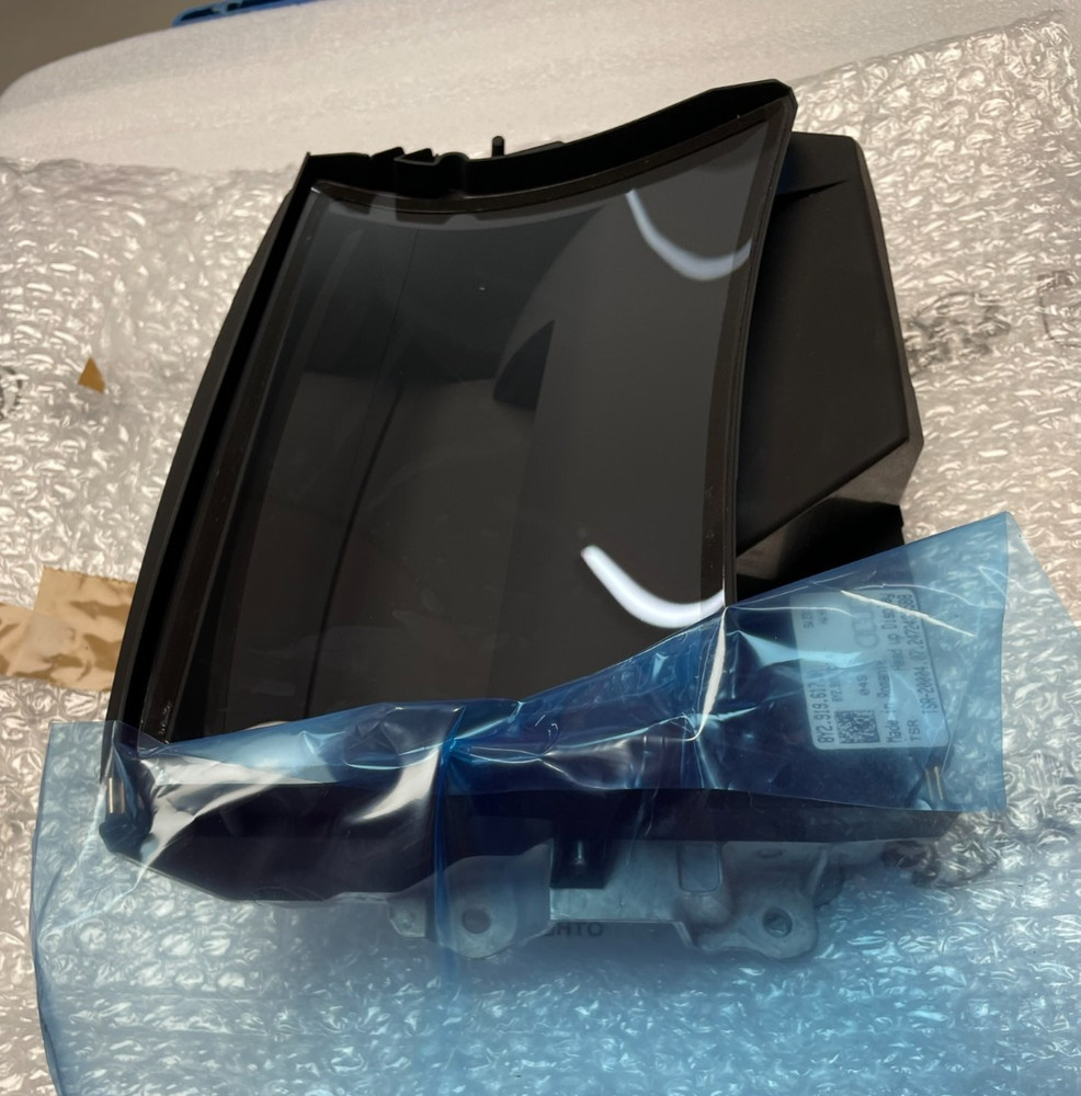 AUDI A3 FRONT WINDSCREEN PROJECTION HEAD UP DISPLAY 8Y2919617A NEW GENUINE RHD!