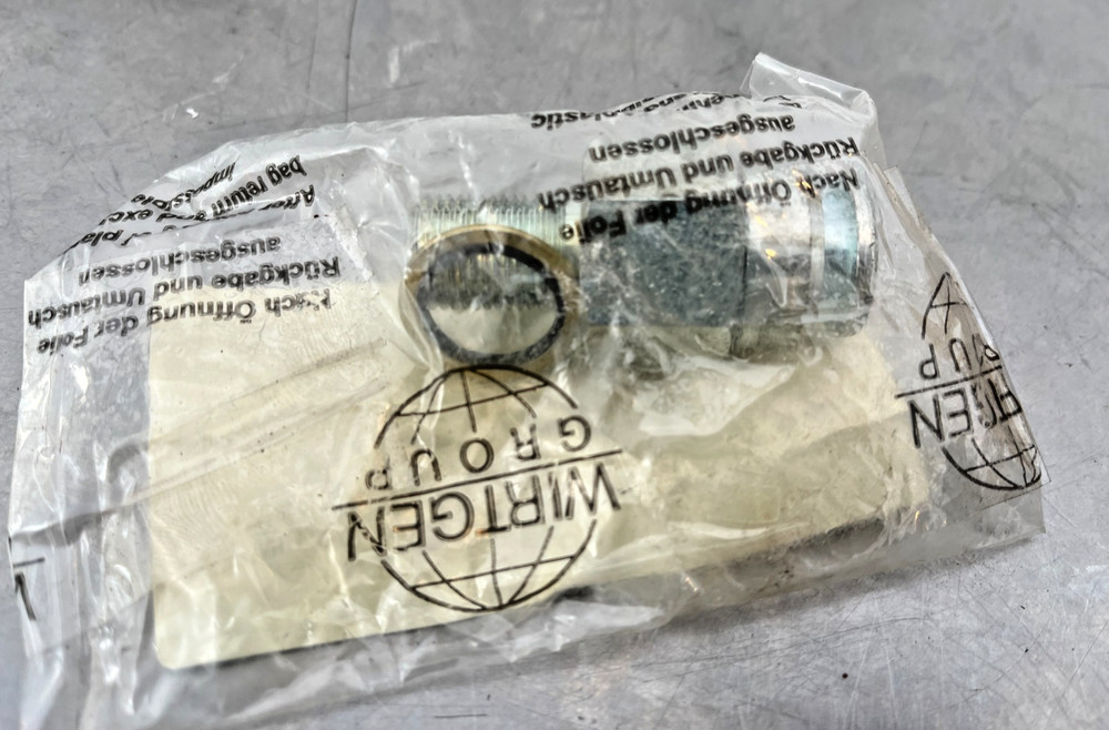 38480 Wirtgen HAMM Greasing NIPPLE