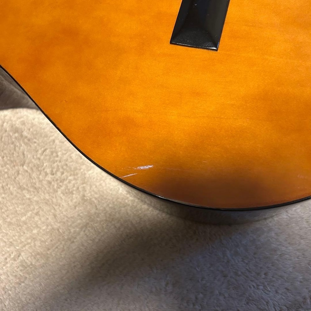 J&Z Classical Guitar With Soft Case, Capo, Picks