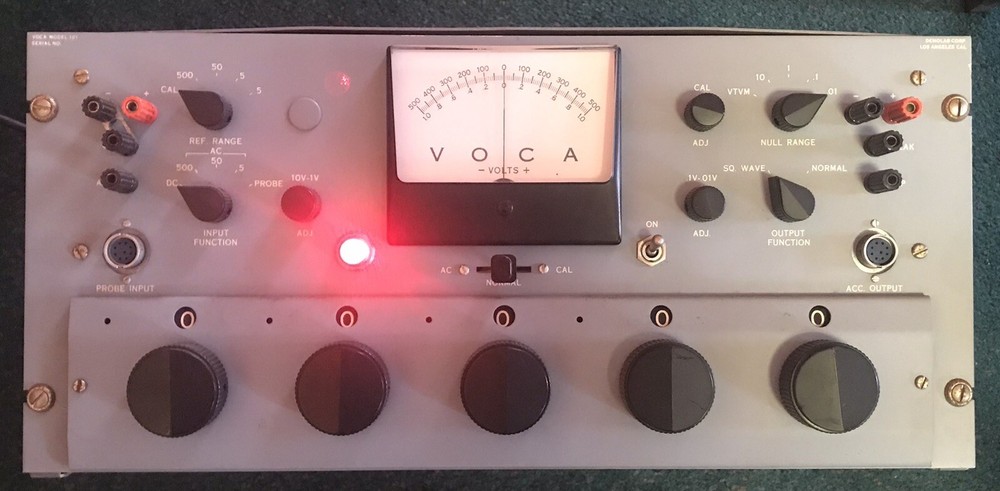 DEMOLAB CORP VOCA MODEL 101 PRECISION VOLTAGE CALIBRATOR