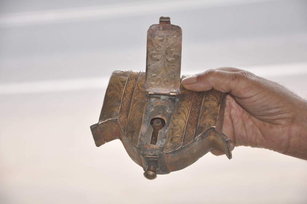 Vintage Iron Solid Big Handcrafted Brass Fitted Fine Quality Tricky Padlock