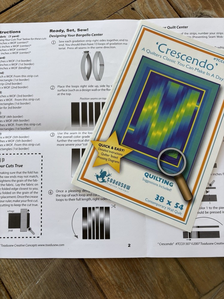 Crescendo Quilt Pattern Toadusew 38" x 54"