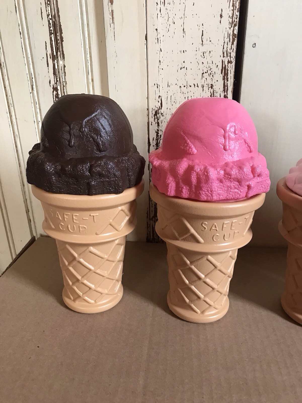 Blow Mold Plastic Ice Cream Shop Display Cones Swirl Scoop Safe T Cup Lot Of 5