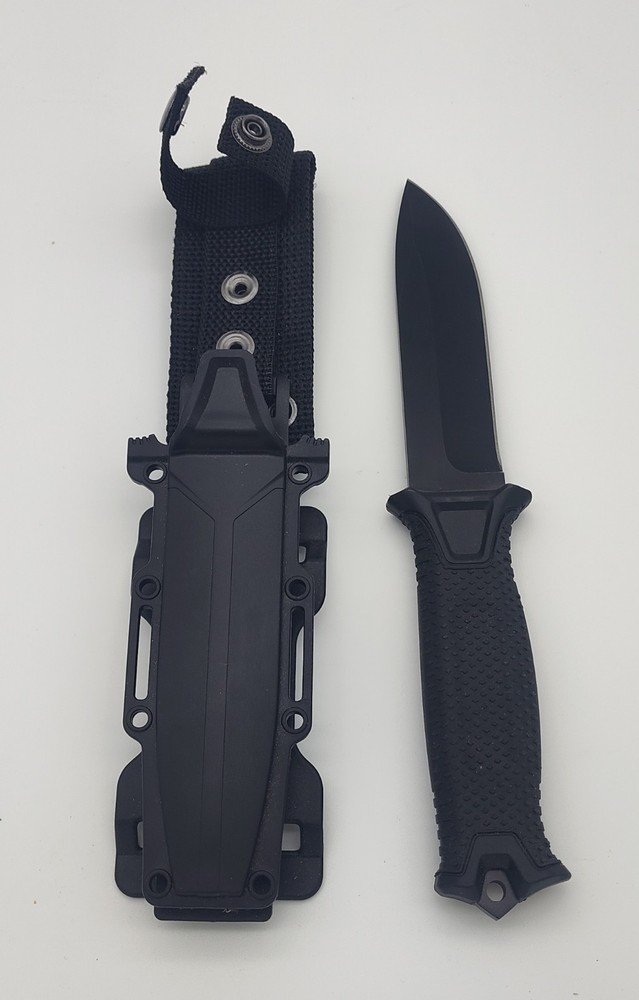 Tactical Knife 5" Fixed Blade... Vertical And Horizontal Belt Sheath