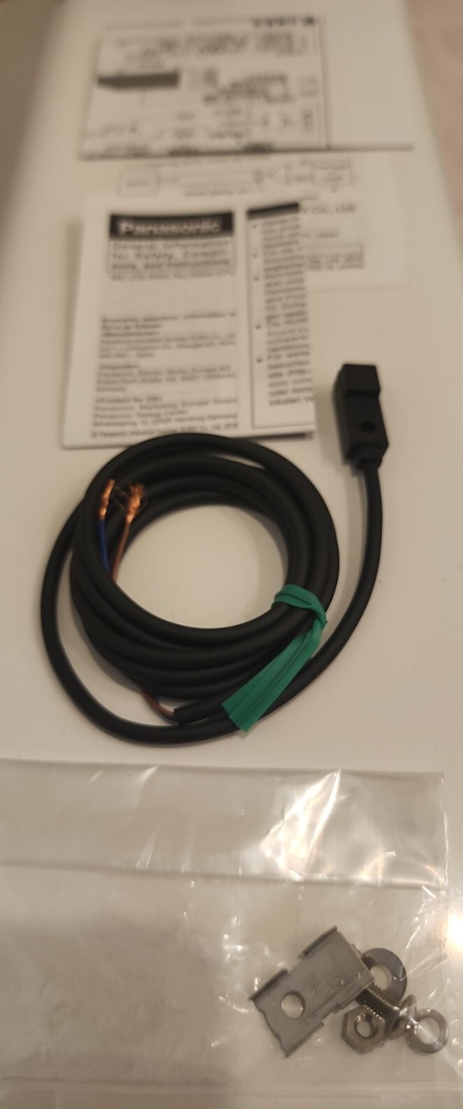 "NEW" GXL-8FU panasonic Proximity Switch Sensor DC 2 wire type, 'MADE IN JAPAN'