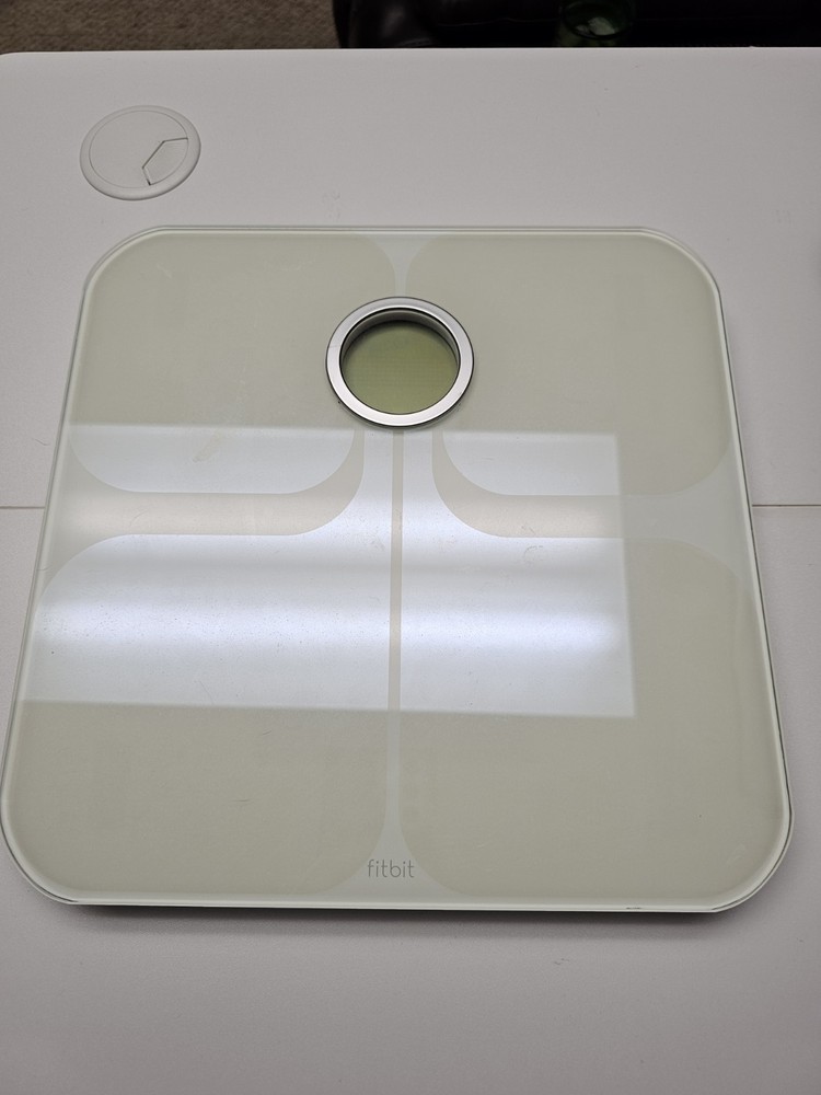 Fitbit FB201W Aria Wi-Fi Smart Scale