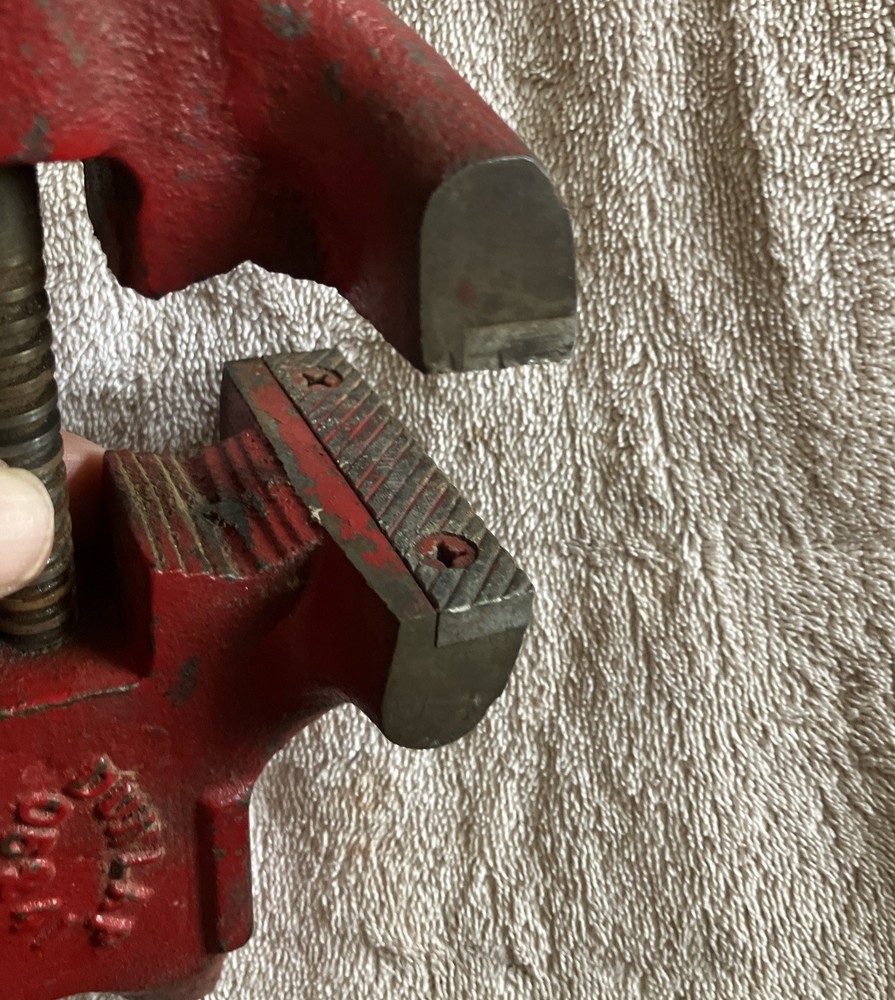 Dunlap Swivel Bench vise Model# 05241