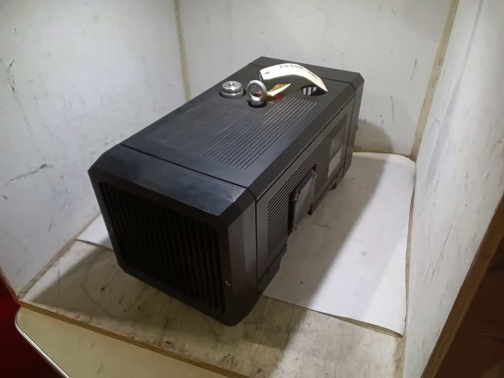 RIETSCHLE VLT25 (02) VACUUM PUMP (J12E)