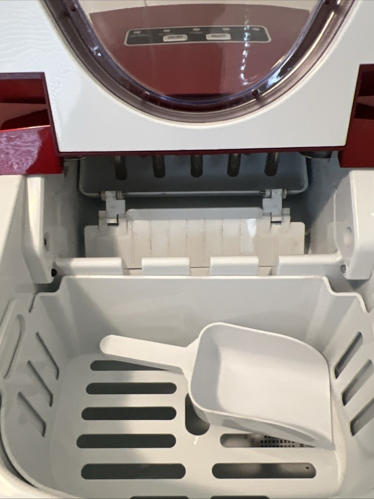 Deco Chef Ice Maker Portable Countertop Compact Machine Red -Tested & Works