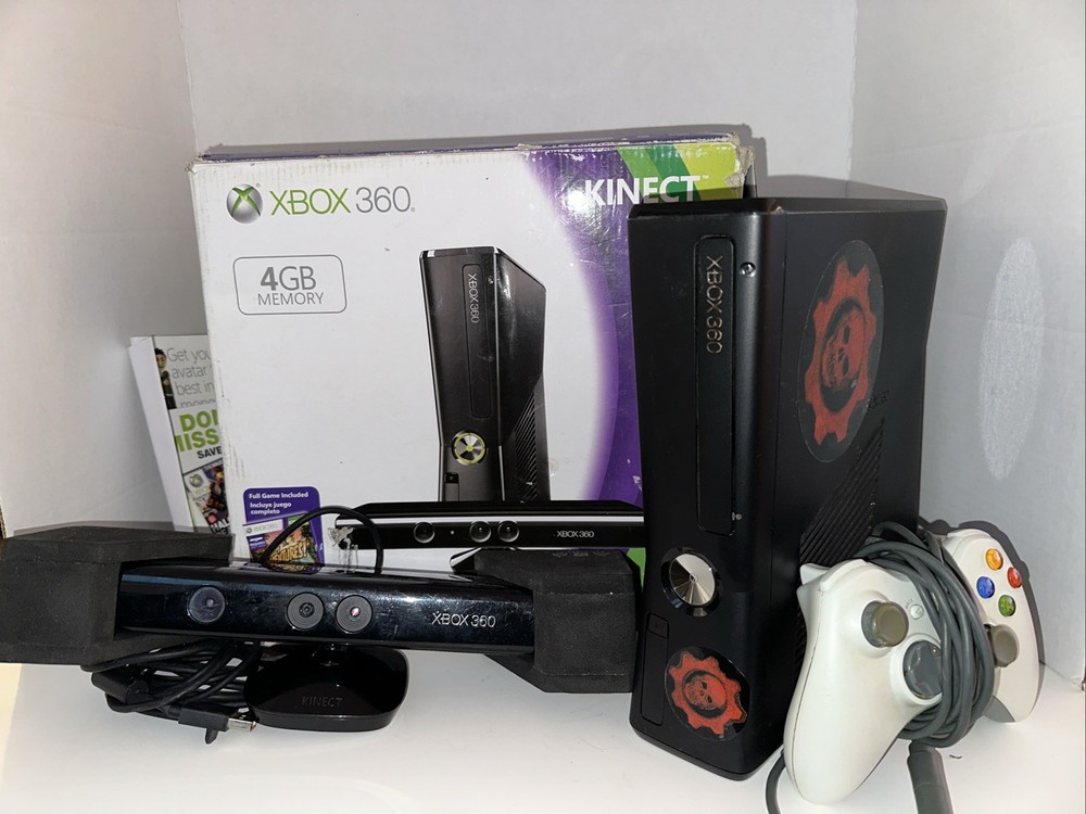 Xbox 360 S Black Model 1439 With Kinect Sensor 4GB