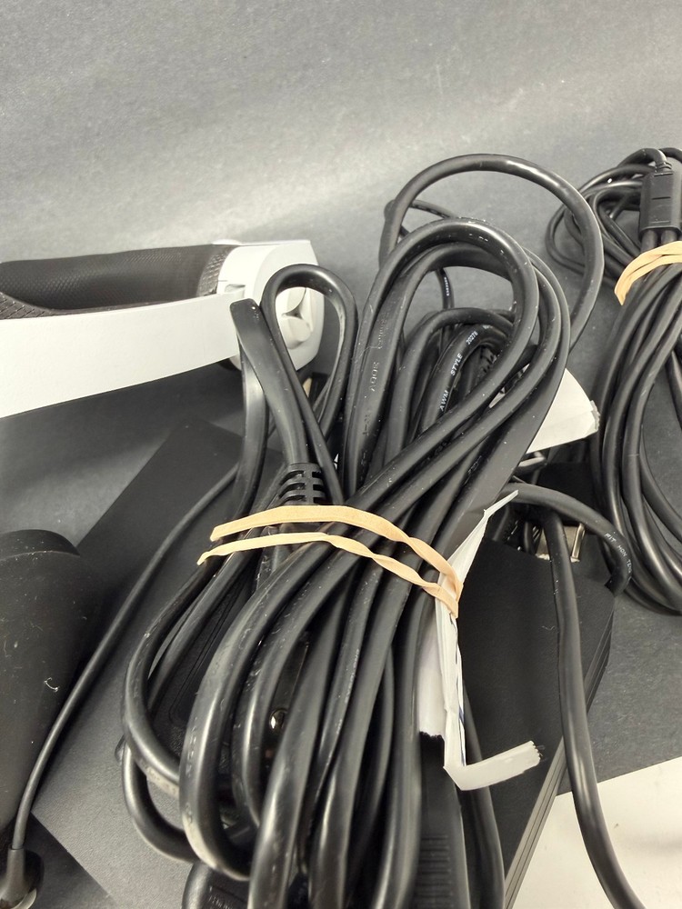 Sony PlayStation VR PS4 Bundle CUH-ZVR2 Headset Set + Motion Controllers