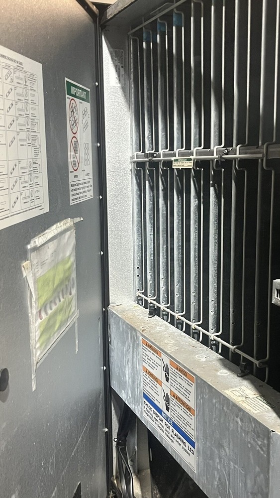 Rowe 4900 JR Snack Vending Machine