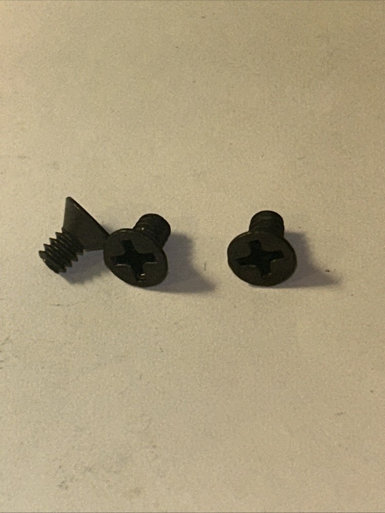 1503 Undercut 6/32 Screw