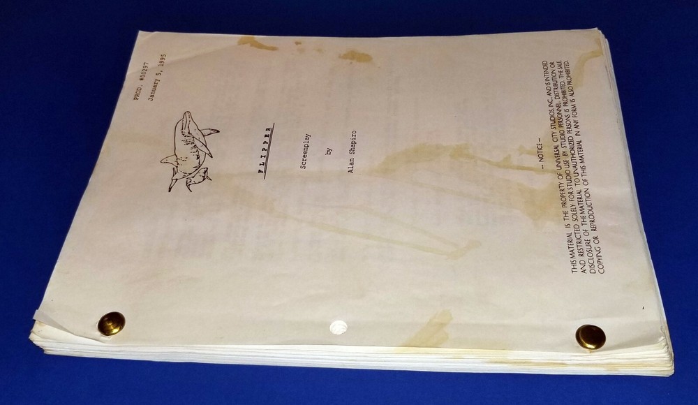 FLIPPER original script ELIJAH WOOD PAUL HOGAN 1996