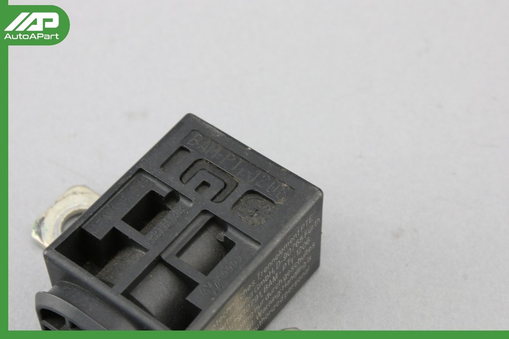 ✅ 08-10 Porsche Cayenne Engine Battery Overload Protection Switch Module OEM