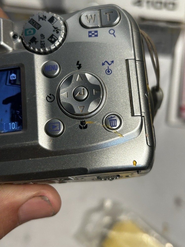 Nikon Coolpix 4100 4.0MP Digital Camera E4100 Original Box Manuals Tested