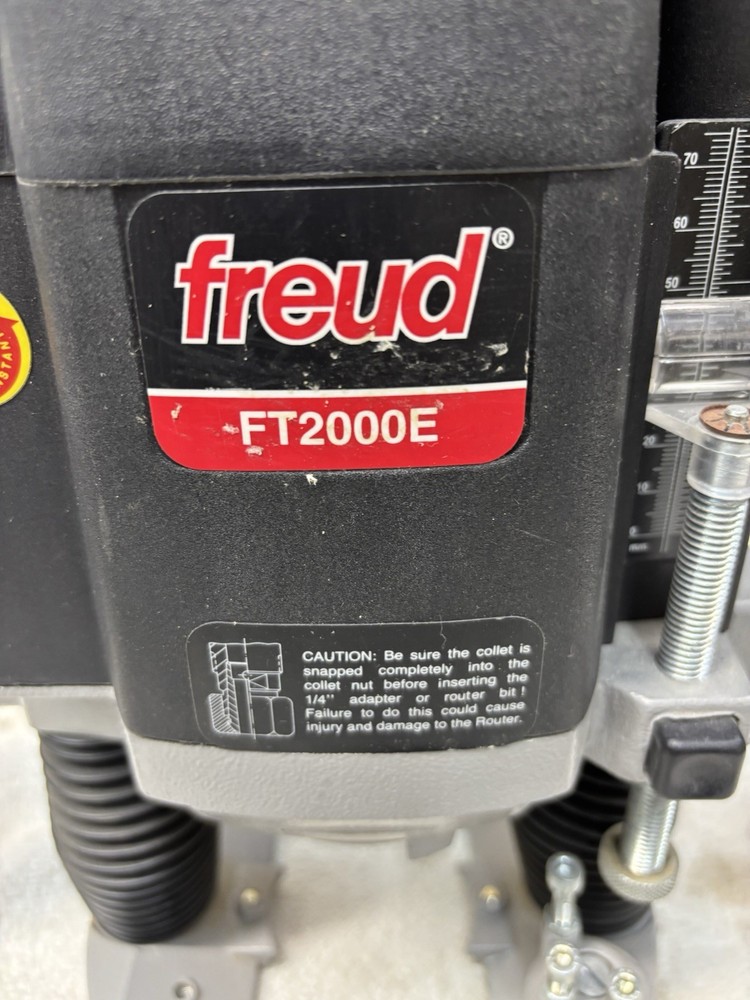 Freud Variable Speed Plunge Router Model FT-2000E tool professional Table Mount