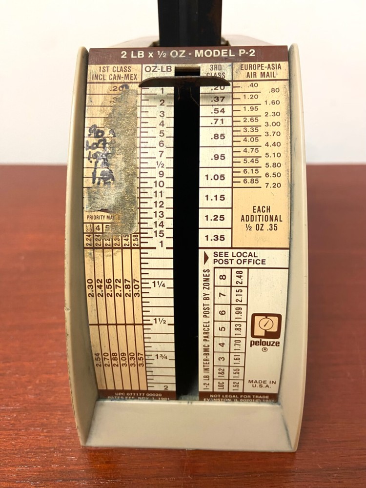 Vintage Pelouze Model P-2 Postal Scale