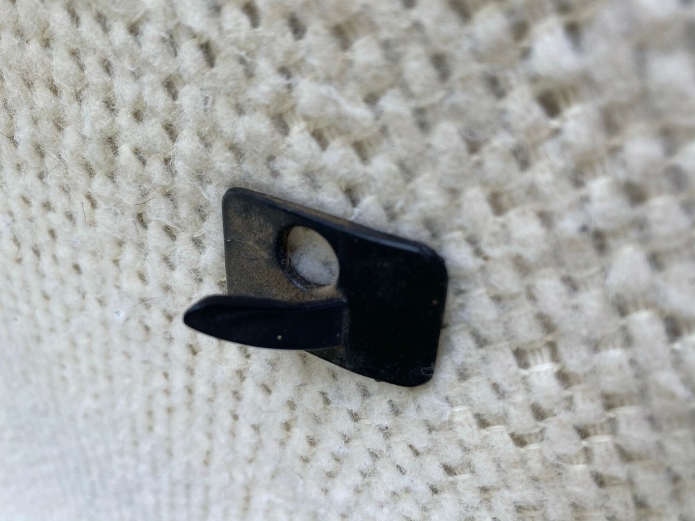 Plastic Flipper Rest