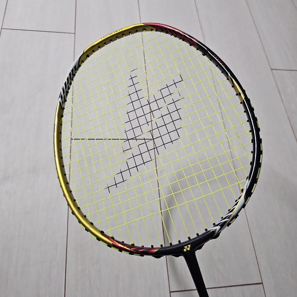 YONEX Voltric Lindan Force