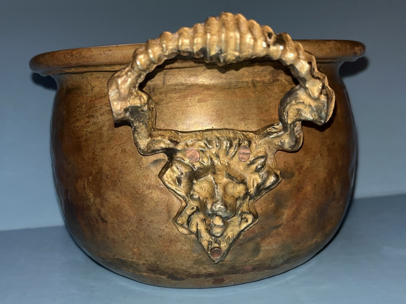 ANTIQUE Brass Planter with Lion Head Handles Round Flower Pot BEAUTIFUL