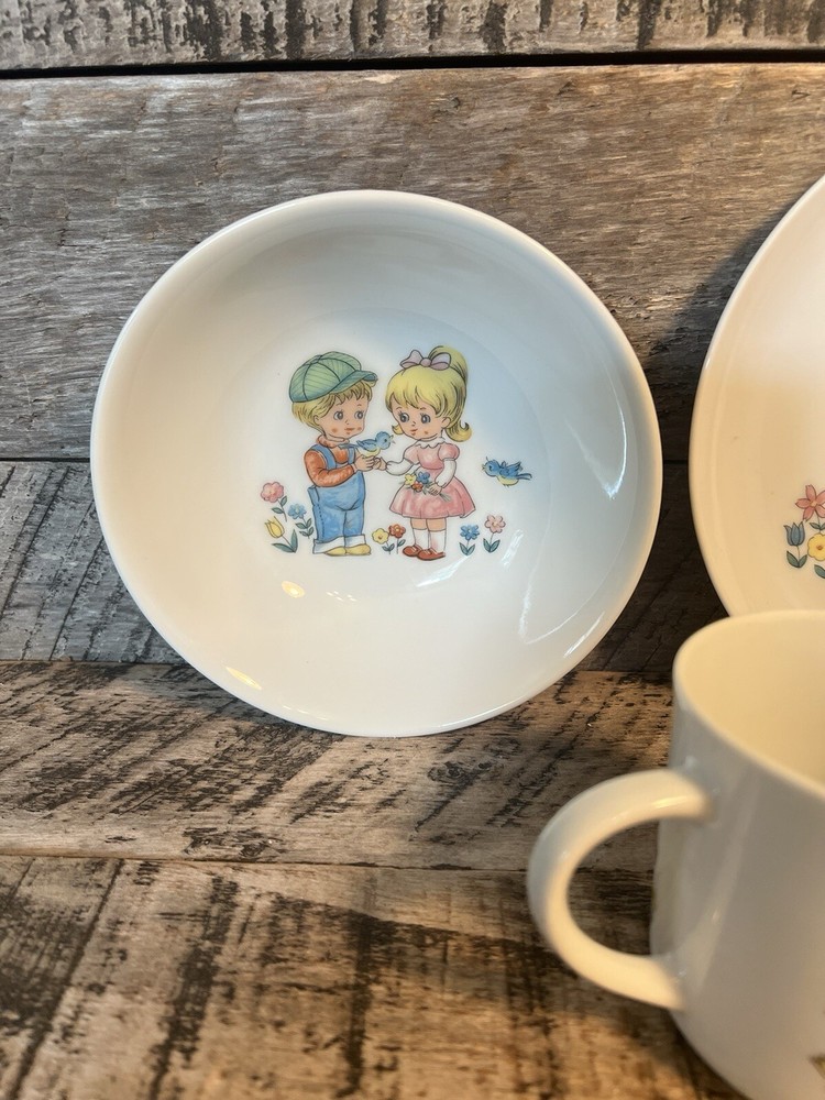 Three Piece Juvenile Set Porcelain Ware Kitchen Decor