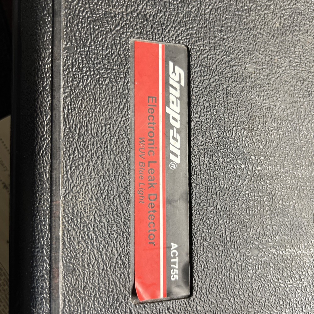 Snap-On Electronic Leak Detector ACT755 with Case Tested & Working