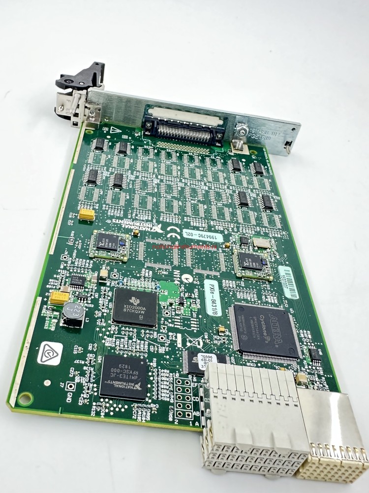 used NATIONAL INSTRUMENTS PXIE-8431/8 Interface Module us stock