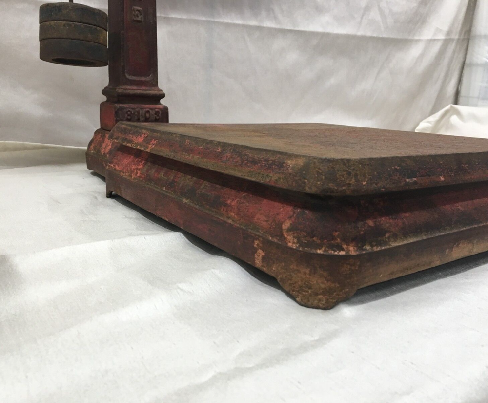 Antique Howe 5058 Platform Scale
