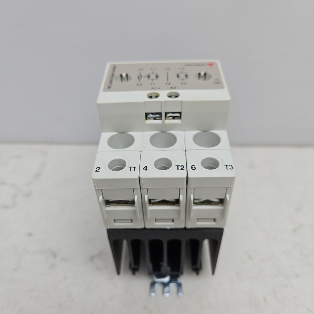 Carlo Gavazzi RG Solid State Switch RQC2A60A25KKE