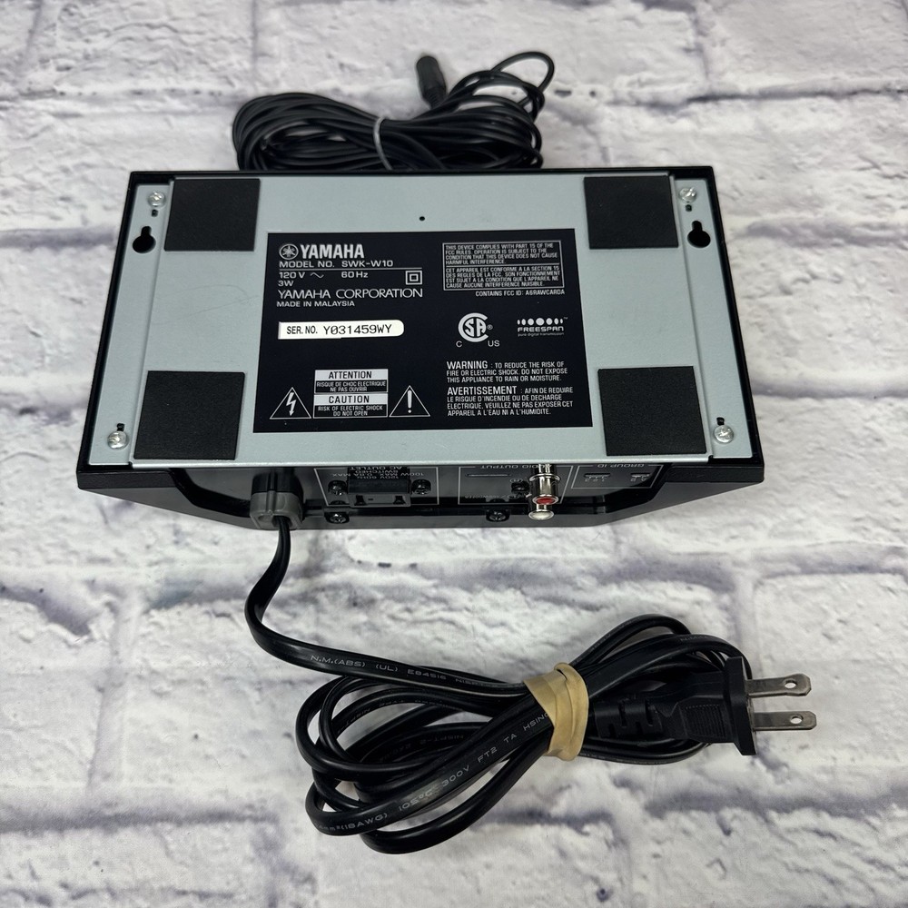 Yamaha Wireless Subwoofer Kit SWK-W10 Powers On Untested *READ DESCRIPTION