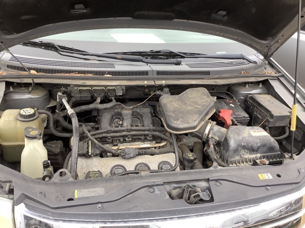 EDGE 2008 Glove Box 4937382
