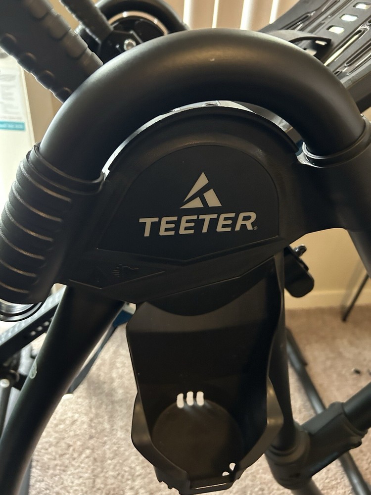 (Lightly Used) Teeter Inversion Table FitSpine LX9 LOCAL PICK UP ONLY