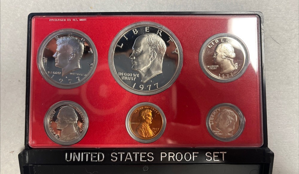 1977 United States Mint Proof Set Box #5