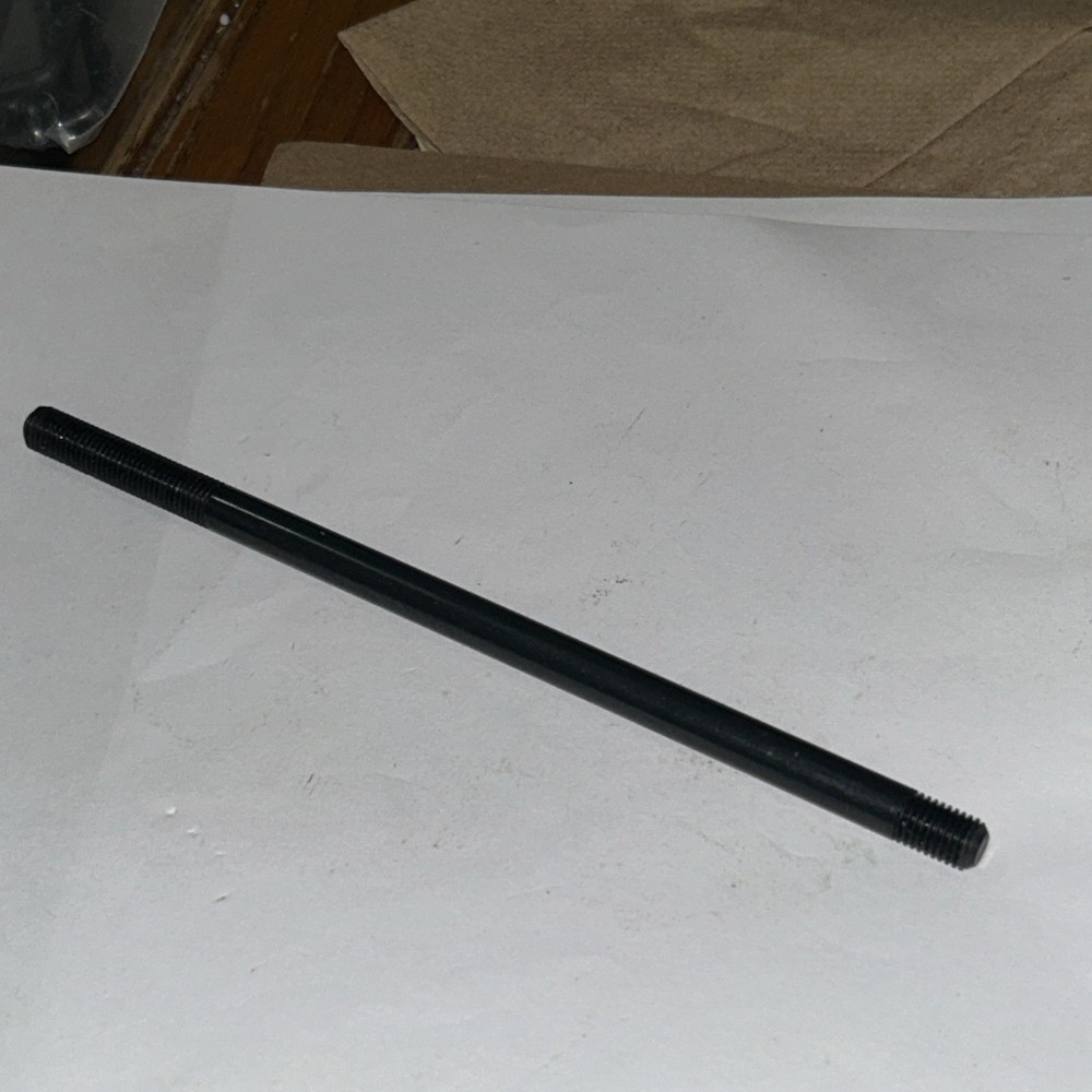 984631 Upper Support Roller Shaft