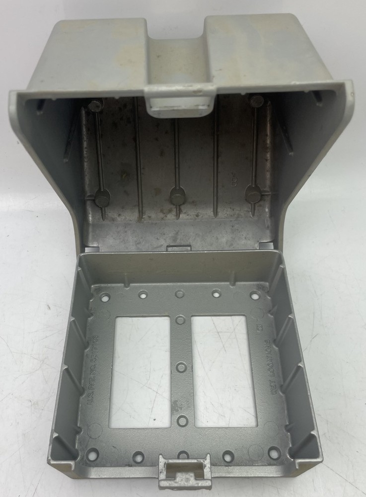 Red Dot CODE KEEPER 2CKG In-Use Wet Location Two GFCI Receptacle Cover