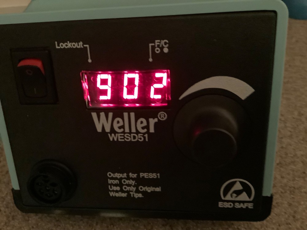 WELLER WESD51 DIGITAL SOLDERING SET