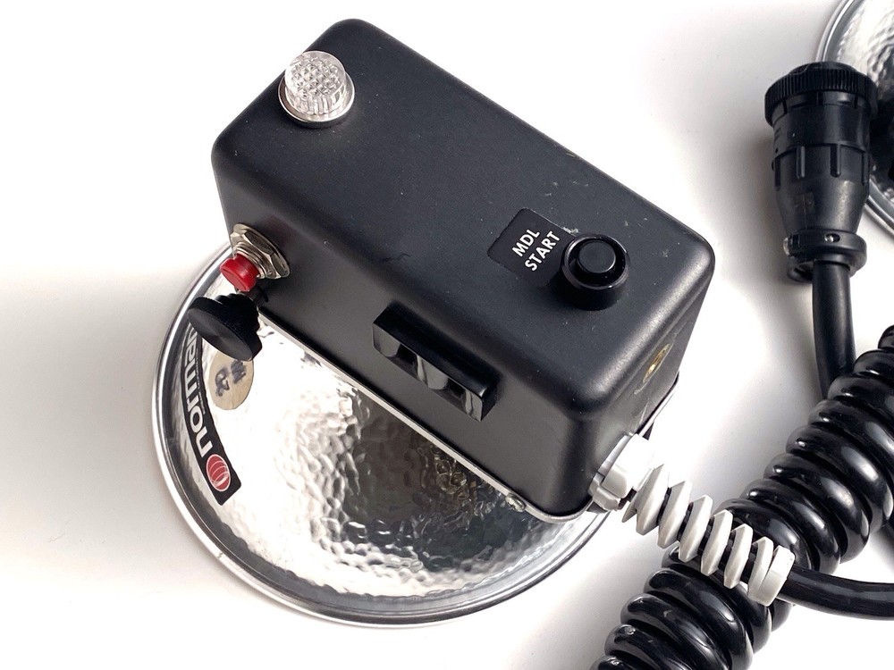 Norman 400B Studio Flash Lighting/no batteries/ Untested