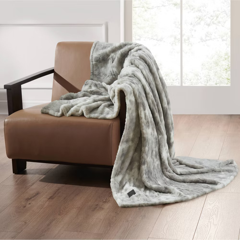 Brookstone Heated Oversized Throw