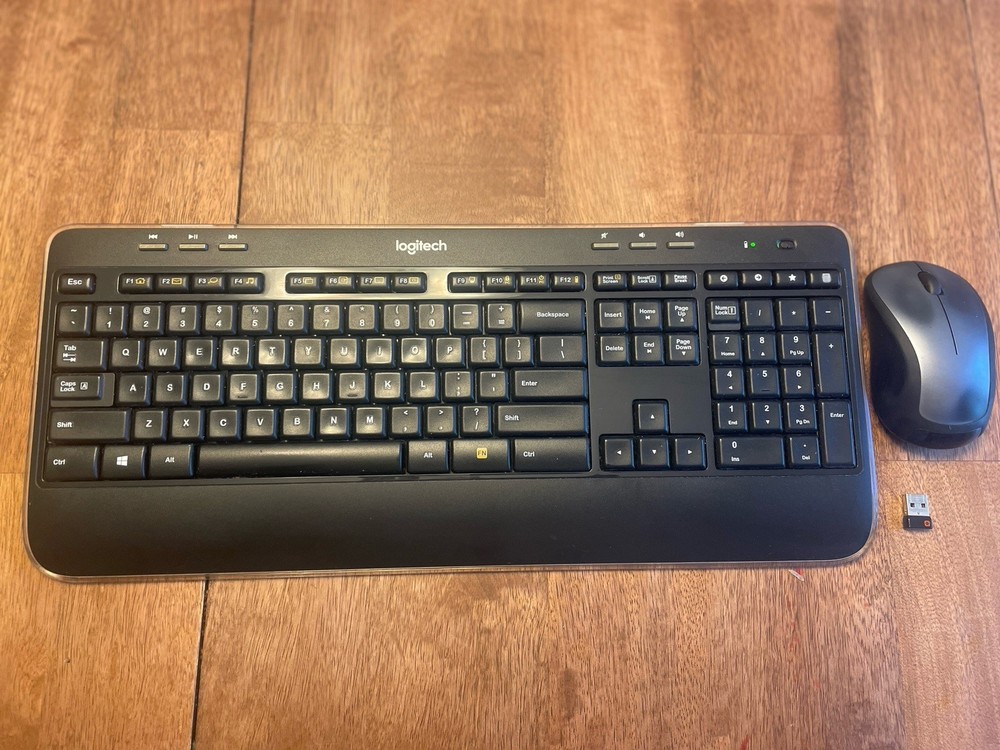 Logitech K520 Wireless Keyboard & M310 Mouse Combo with Unifying Receiver