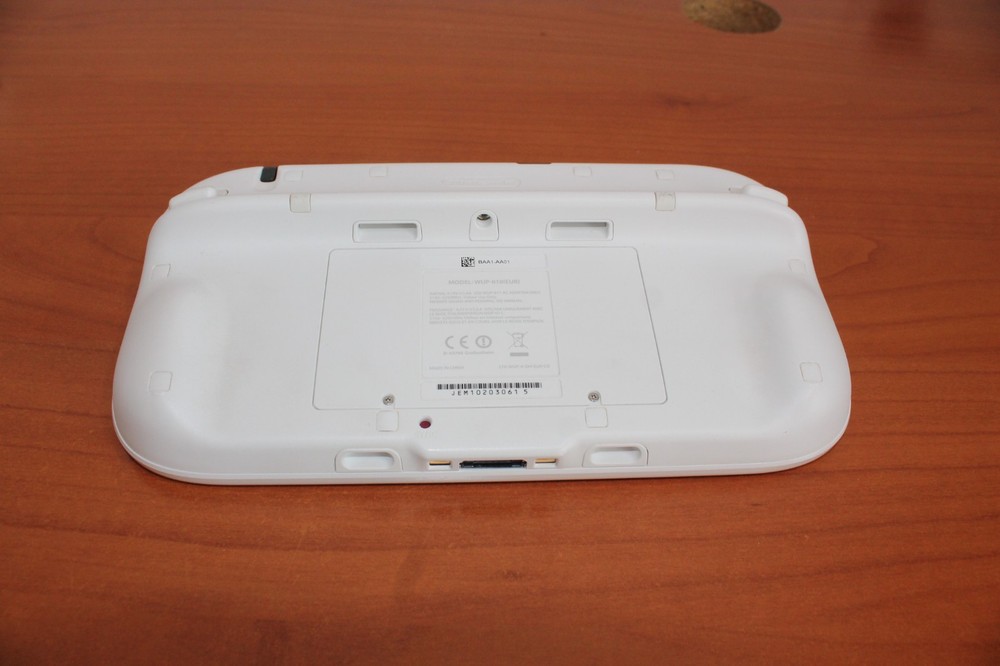 NINTENDO WIIU - JUST DANCE 2014 BASIC PACK