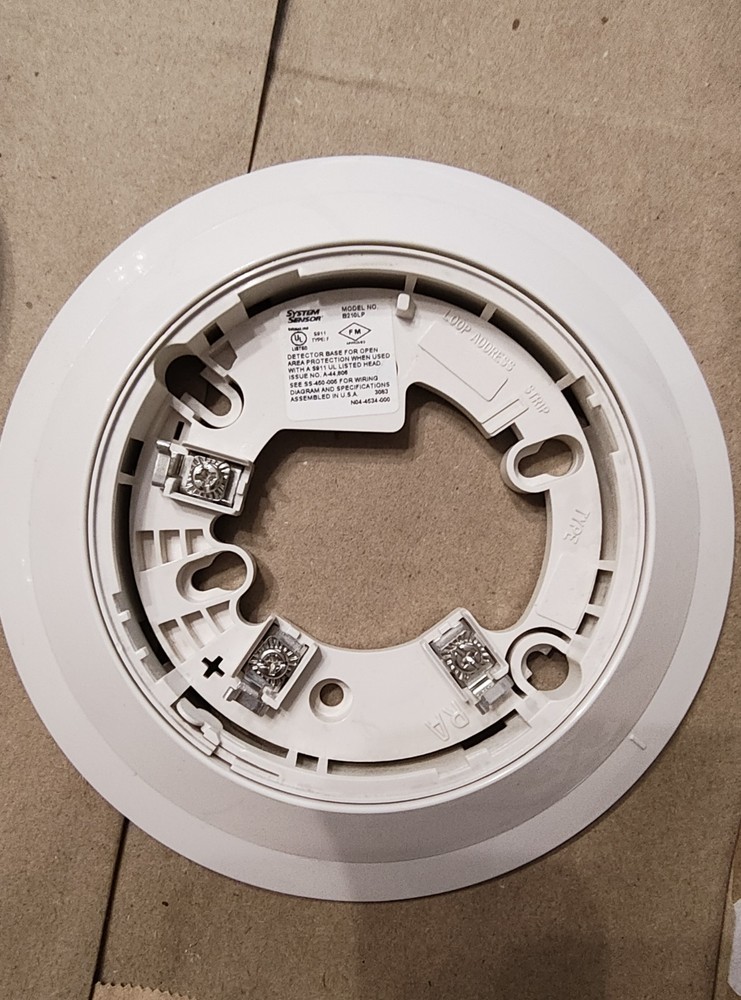 System Sensor B210LP Plug-in Detector Base OEM