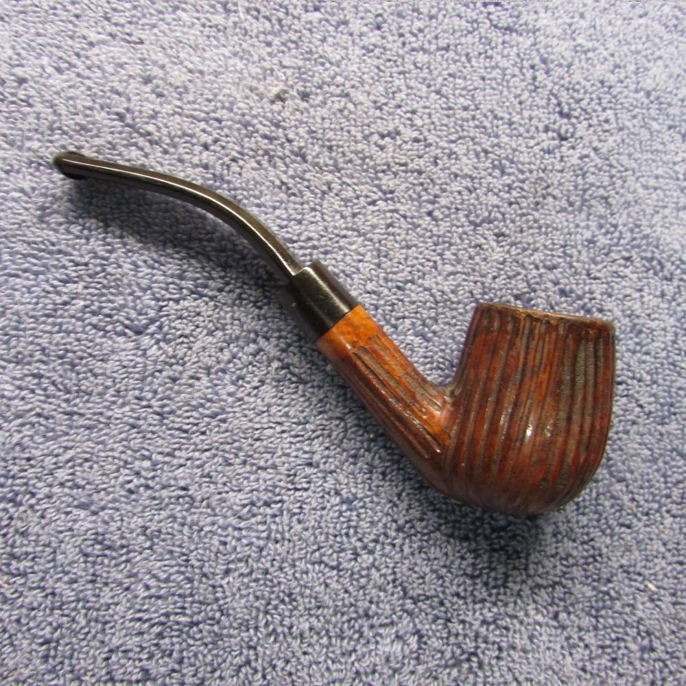 Smoking Pipe: Whitehall Bent Italy